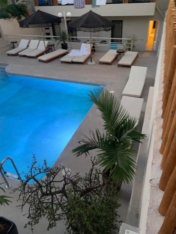 Khroma Luxury Suite 1 Beach Front Apartment Hersónissos Extérieur photo